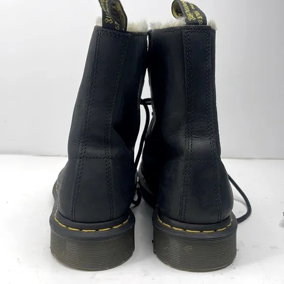 Dr. Martens Women's Serena Faux Fur Lined Lace Up Boots - Black Sz. 11 L