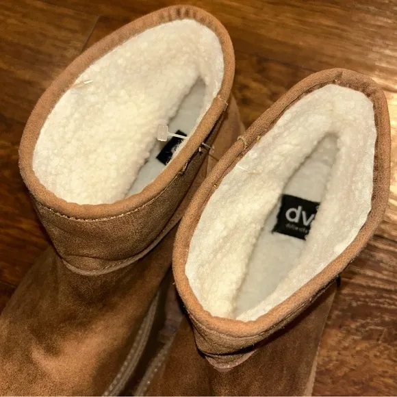 DV by Dolce Vita Lonny (Tan) Women's Boots NWT