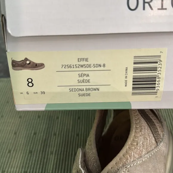 Earth Origins Tan Sandals Size 8 Comfortable Breathable Design New with box
