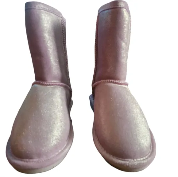 EC | NWOT | Bearpaw Emma | Youth Boot | Pink Glitter | Size: 5