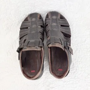 ECCO Men's Closed Toe Fisherman Sandal Brown Size 43