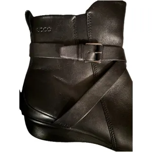 Ecco Womens EU 39 US 8/8.5 Sleek Black Leather Ankle Boots Moto Wedge Zip EUC