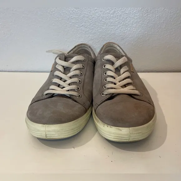 Ecco Women's Soft 7 Nubuck Tan Sneakers Size 7