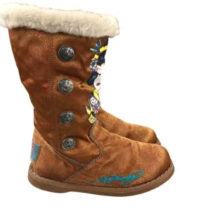 ED HARDY Women's 5 Kiss of Death Geisha Girl Satin Tan Lined Pull On Boots