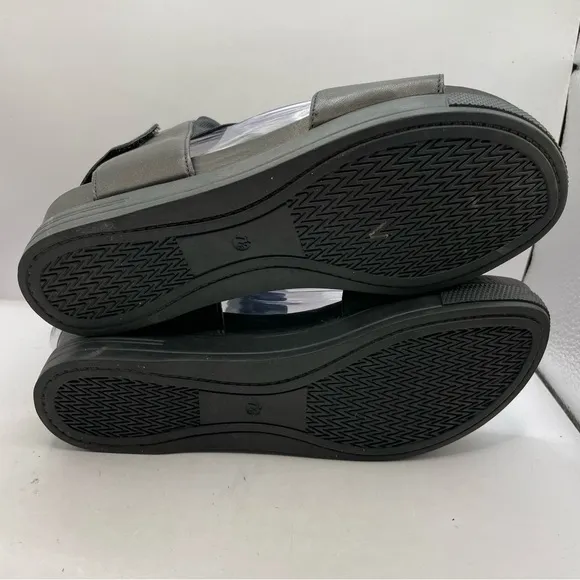 Eileen Fisher spree sport ankle strap sandals women’s size 7.5 black F8