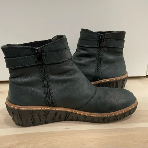 El Naturalista Women's 41 US 10  Myth Yggdrasil Dark Green Wedge Bootie 5133