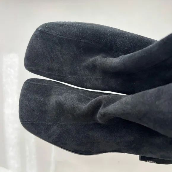 Elegant Black Suede Ankle Boots