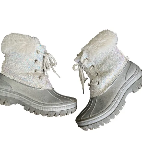 EUC Girls Size 1 London Fog White Glitter Duck Boot Winter Boots