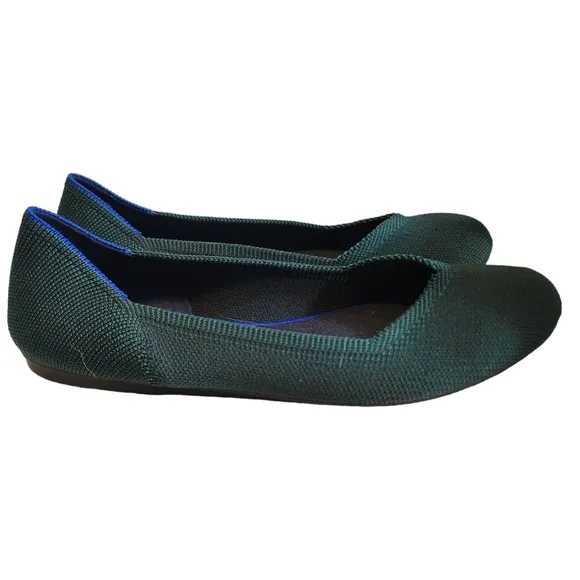 EUC Retired Rothy's Emerald Green Almond Toe The Flat