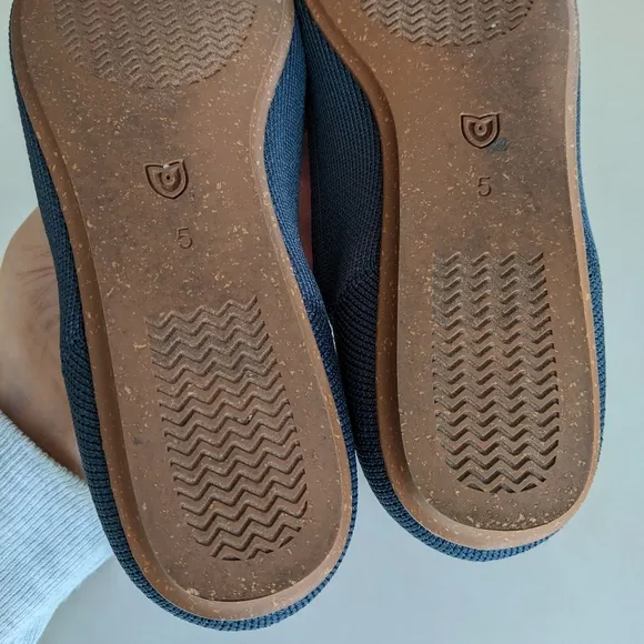 EUC Rothy's The Flat Navy Blue 001-294 Size 5 Round Toe Knit Slip On Shoe Office