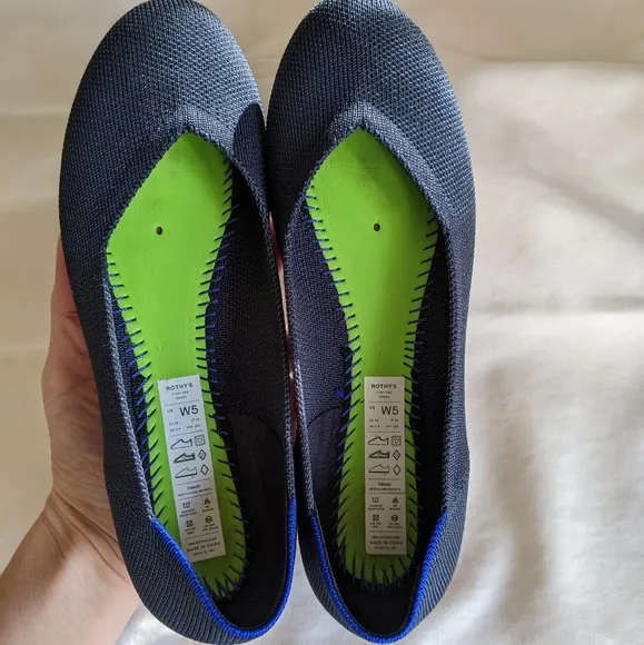 EUC Rothy's The Flat Navy Blue 001-294 Size 5 Round Toe Knit Slip On Shoe Office