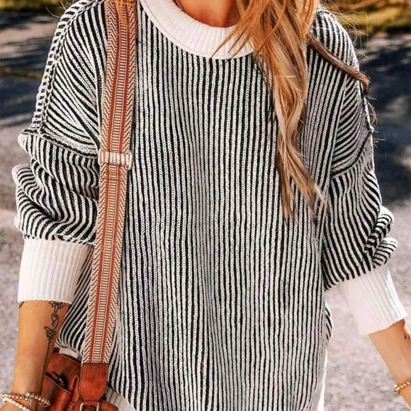 Fashionable Loose Fit Striped Contrast Color Crew Neck Sweater