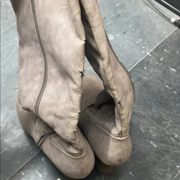 Faux Leather Wedge Boots Sz 39