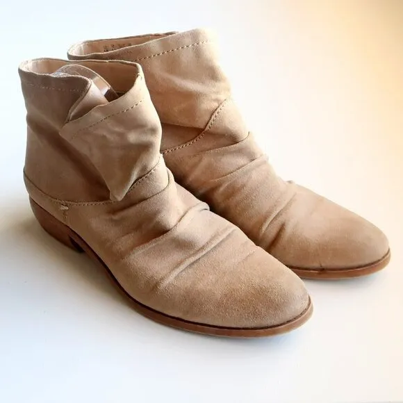 Fergie Monet Beige Suede Leather Low Heel Ankle Boots Booties Size 8.5