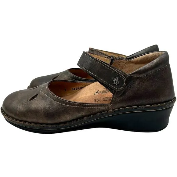 Finn Comfort Canberra Leather Mary Jane Shoes SIZE 7 Made in Germany Y2K Indie