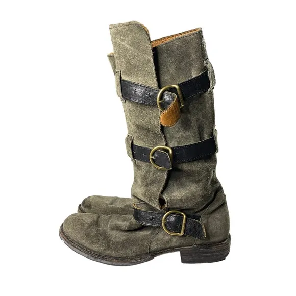 Fioretini   Baker Eternity Suede 3 Buckle Calf Boots Women's 7.5