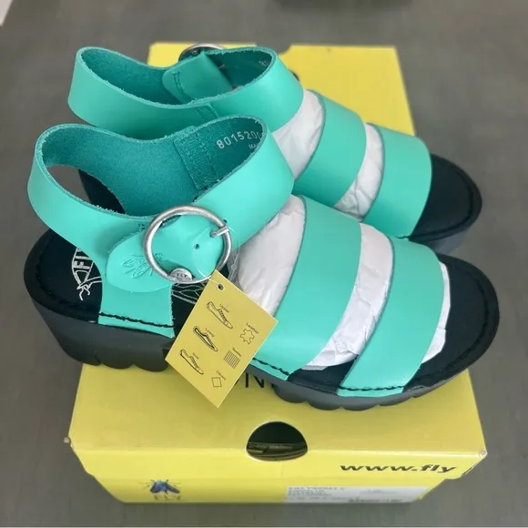 Fly London EGLY520FLY Brooklyn Spearmint Green Leather Heel Buckle Sandal 36 5.5