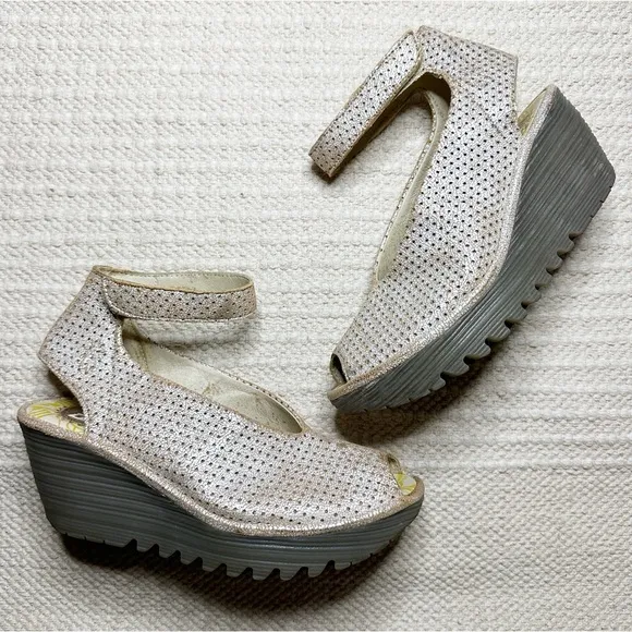 FLY LONDON tan / silver perforated leather Ayala wedge sandals 36