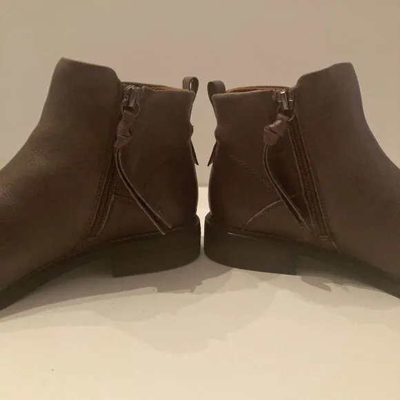Franco Sarto Leather Hyla Gray Ankle Bootie Western Chelsea Designer Boots NIB 7