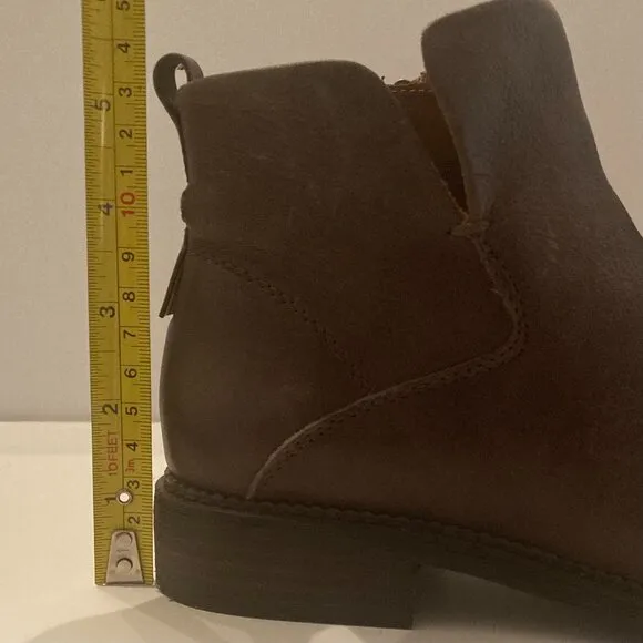 Franco Sarto Leather Hyla Gray Ankle Bootie Western Chelsea Designer Boots NIB 7