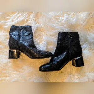 Franco Sarto Marquee Ankle Boot Black Snakeskin Bootie sz 7.5