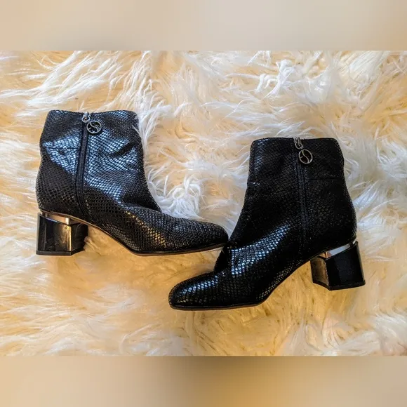 Franco Sarto Marquee Ankle Boot Black Snakeskin Bootie sz 7.5