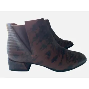 Franco Sarto Nico Brown Faux Snake Leather Ankle Booties Side Zipper Size 8M