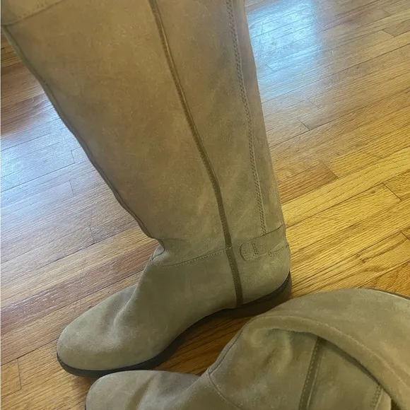 Franco Sarto Women’s Tan Suede Knee-High Boots Size 8