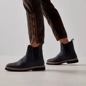 Free People Atlas Puffer Chelsea Boots Black Size 9