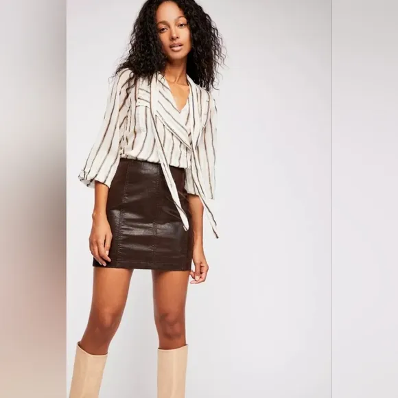 Free People Modern Femme Vegan Leather Mini Skirt – Size 6 – NWT