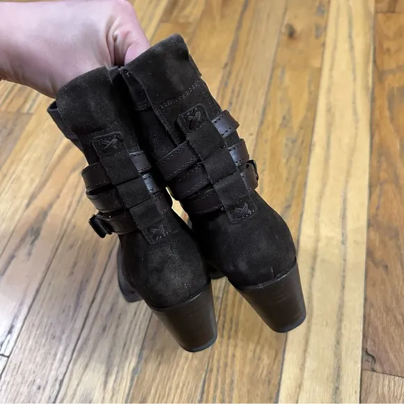 Frye Suede Jane Strappy Boot in Chocolate Size 7