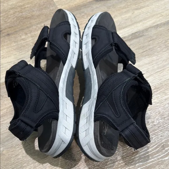 Gabor Size 43 Women’s Black Sporty Sandals