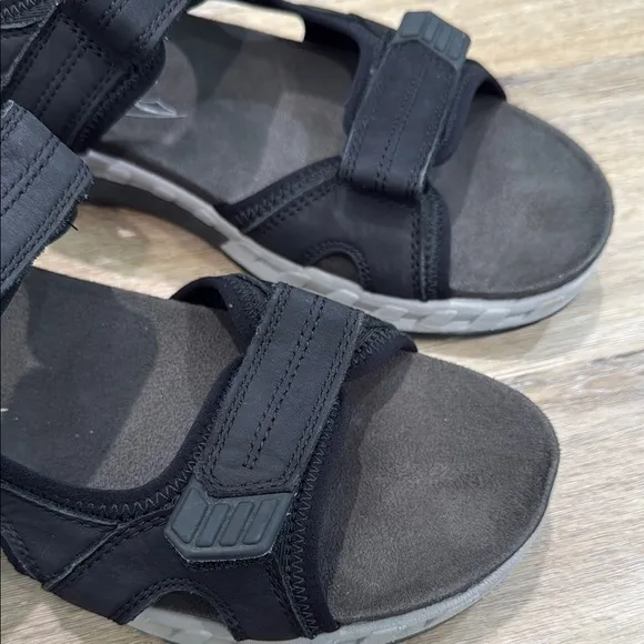 Gabor Size 43 Women’s Black Sporty Sandals
