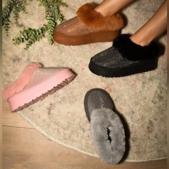 Glam Plush Platform Booties - Gray