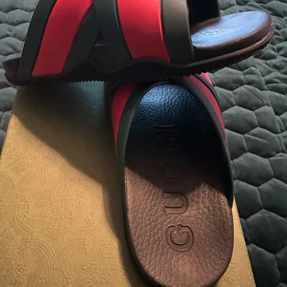 GUCCI Slide Sandals
