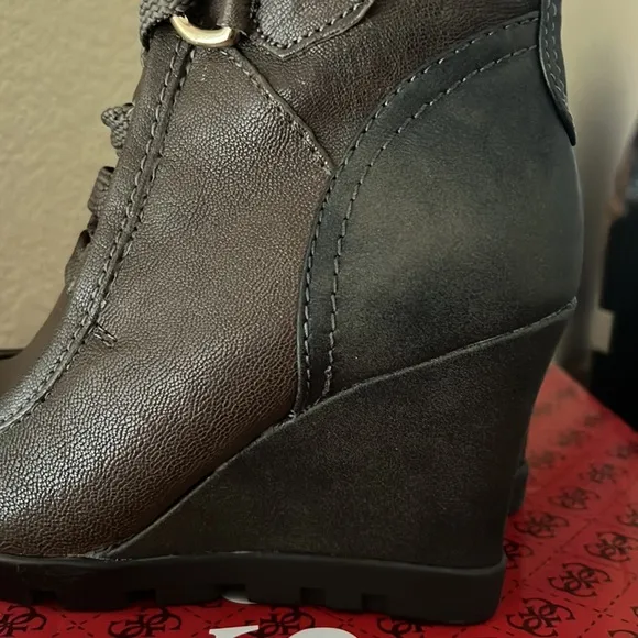 Guess Lanni Faux Fur  Wedges Boots.