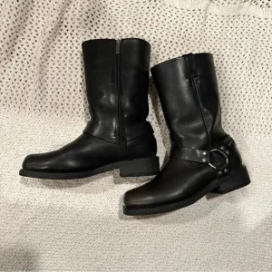 HARLEY DAVINSON WATERPROOF BOOTS MENS SIZE 10BLACK IT HAVE FRONT SCRATCHSEE P
