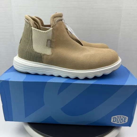 Hey Dude Branson Womens Tan Suede Chelsea Ankle Boots Booties Size 11 NEW NIB