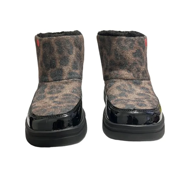 Hey Dude Mel Youth Leo Black Boots Size 3 NWT
