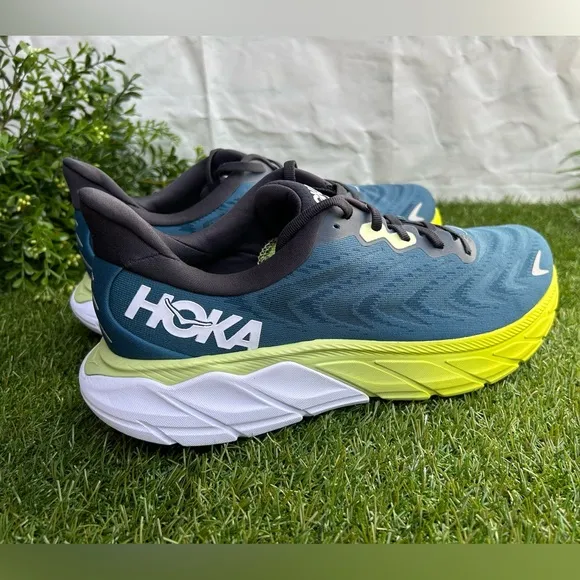 Hoka One One Arahi 6 blue graphite  men Size 10D  NEW