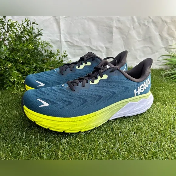 Hoka One One Arahi 6 blue graphite  men Size 10D  NEW