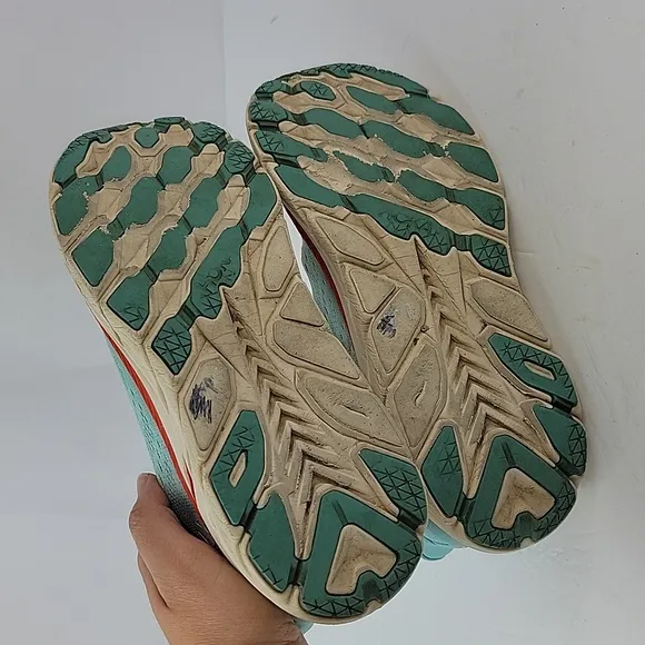 Hoka One One Clifton 8 Women's Running Shoes