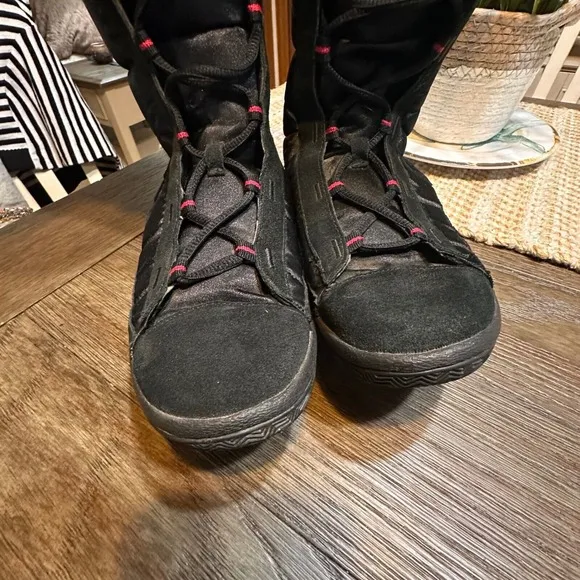 Hot find! 🔥 Rare Y2K Nike Hi Puffer Boots Tall Lace Up Boots Black Pink Women 7