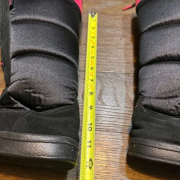Hot find! 🔥 Rare Y2K Nike Hi Puffer Boots Tall Lace Up Boots Black Pink Women 7
