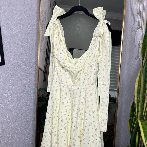 House of CB 'Alicia' Lemon Floral Print Midi Sundress NWOT