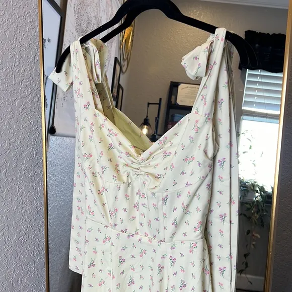 House of CB 'Alicia' Lemon Floral Print Midi Sundress NWOT