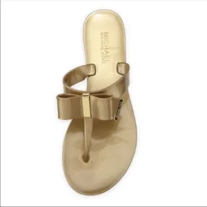 🎉HP🎉Michael Kors Bow Gold Sandals