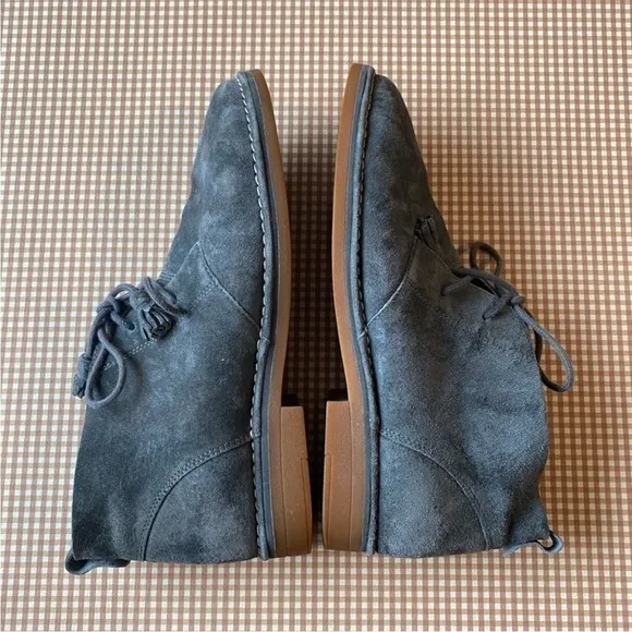 Hush Puppies Women's Cyra Catelyn Chukka Boot.Suede. Size 11 WIDE