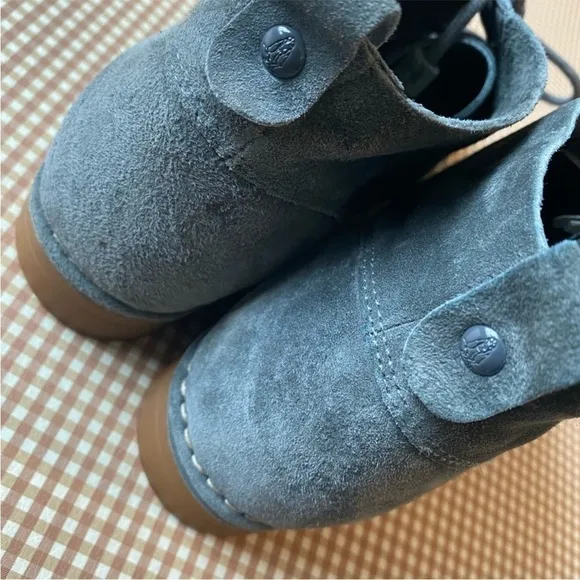 Hush Puppies Women's Cyra Catelyn Chukka Boot.Suede. Size 11 WIDE