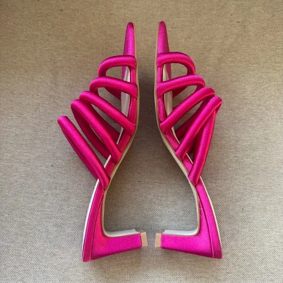 Intentionally Blank Willow Heels Satin Sandal Revolve NWOT Hot Pink Fuchsia 8